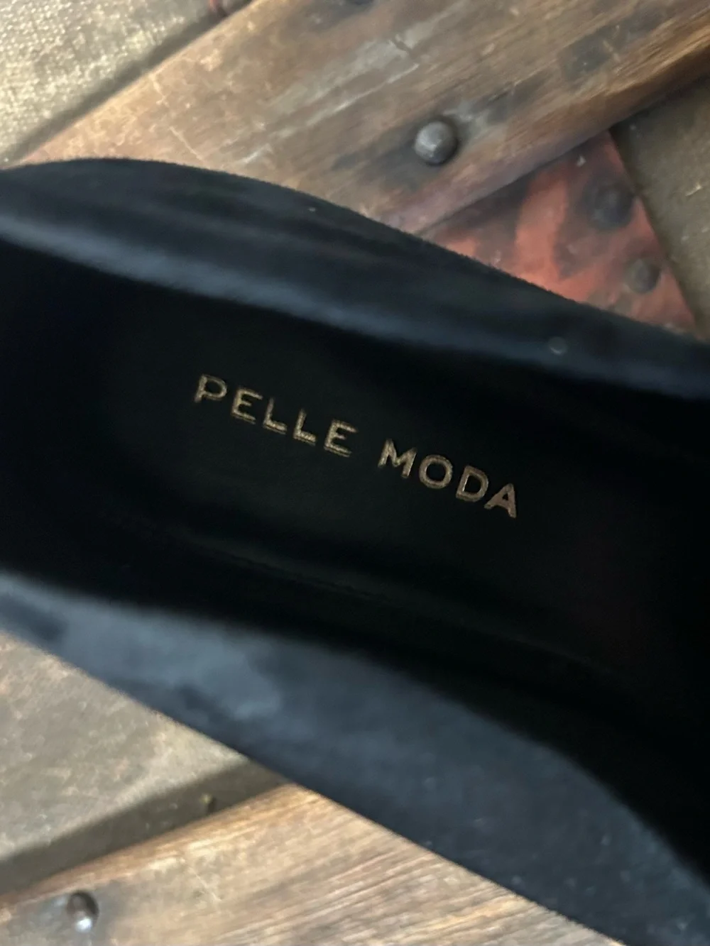 Pelle Moda Black Pointed Toe Heels Vero Cuoio Leather Sole Pumps